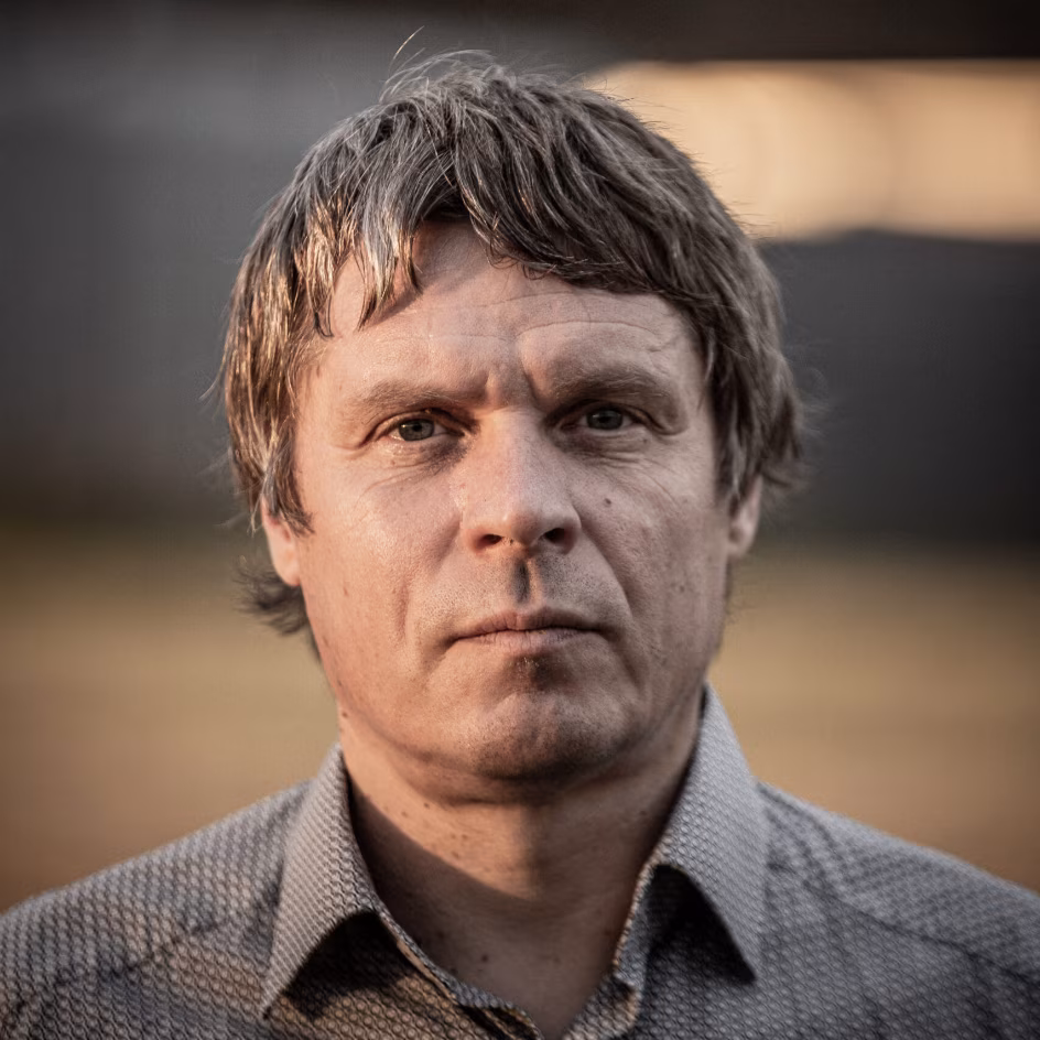 Hasso Krull loeb oma luulet